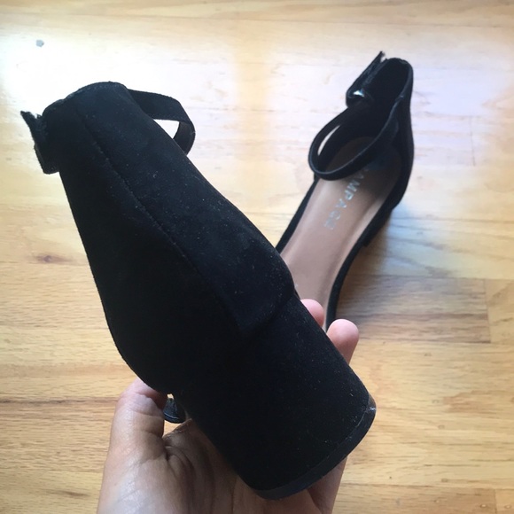 Black suede kitten heels - Picture 3 of 4